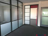 Offices to let in A Office Center Pile I. 1