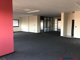 Offices to let in A Office Center Pile I. 1