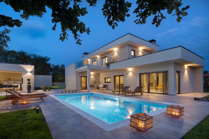 Luxury houses near Pula are for sale at ASTRONOMICAL PRICES! Luxury houses near Pula are for sale at ASTRONOMICAL PRICES!